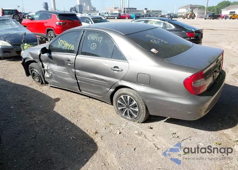 2004 Toyota Camry Le/Xle/Se from USA, damaged, VIN 4T1BE32K34U850449